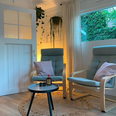 Tiny House Tussen De Grachten สเนก ภายนอก รูปภาพ